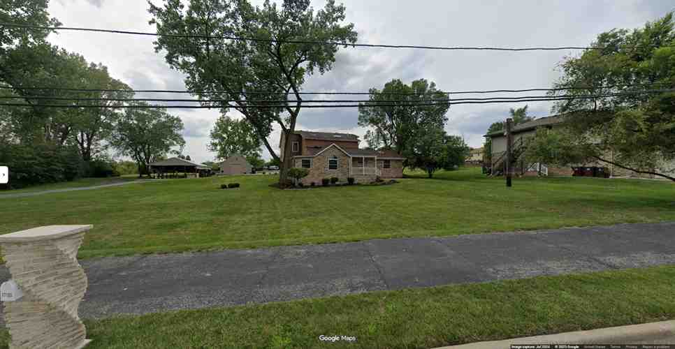 Lockwood Ave Vehicle Storage